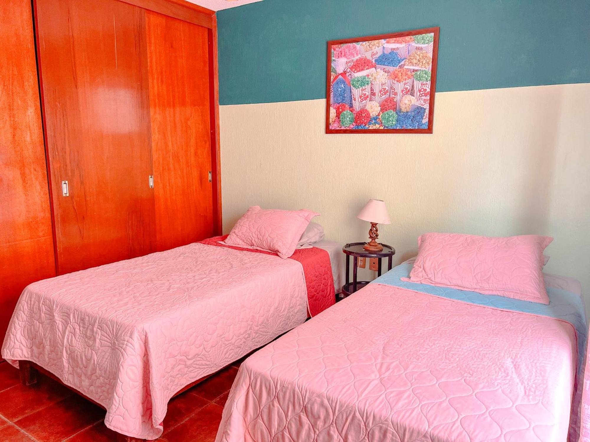 Colorful Family Condo With Terrace And Free Parking Guanajuato Dış mekan fotoğraf